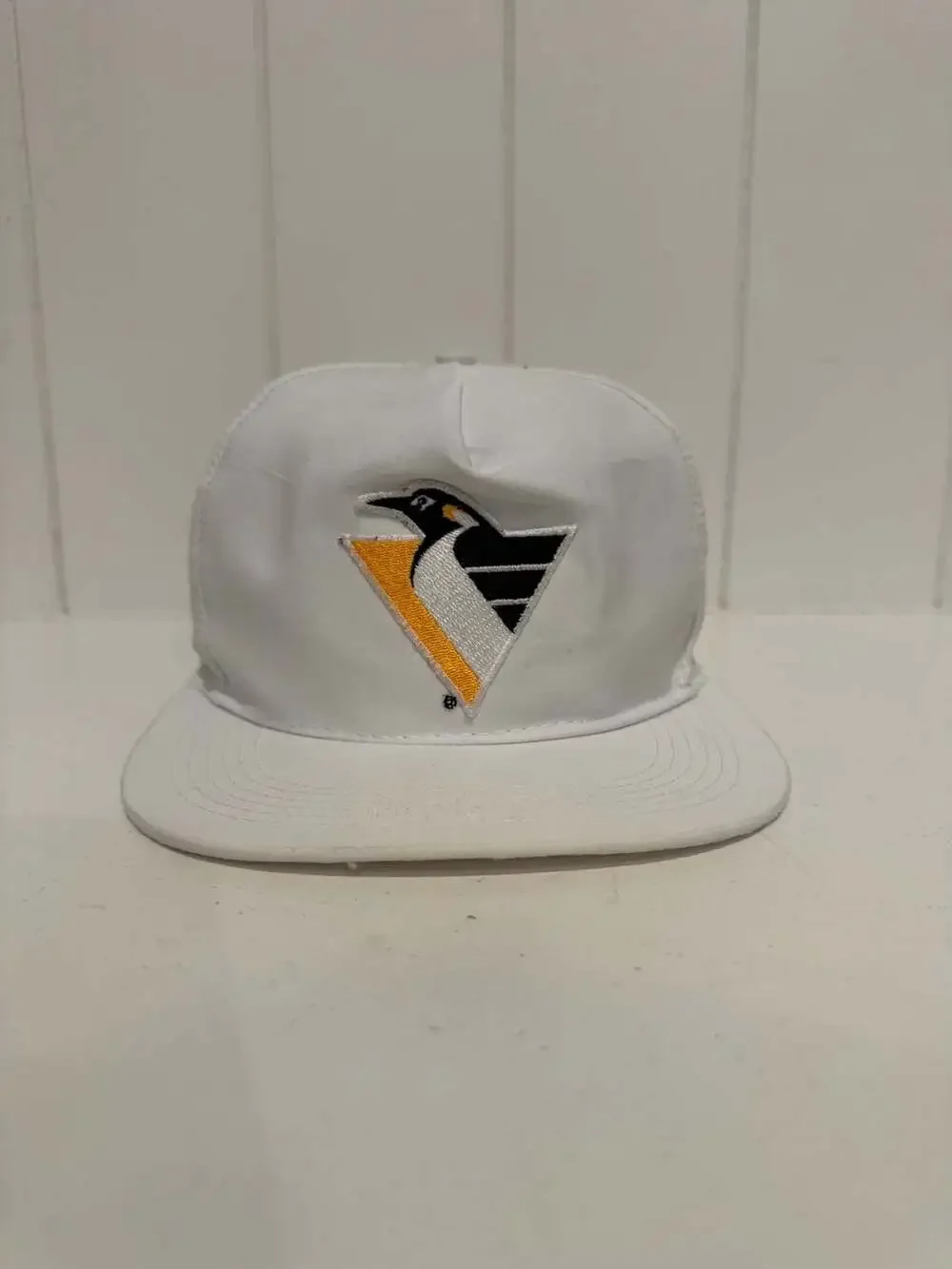 Vintage 90s Pittsburgh Penguins NHL White Snapback Hat